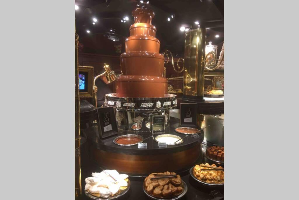 Grands Buffets Hebergement Appartement Narbonne Eksteriør bilde