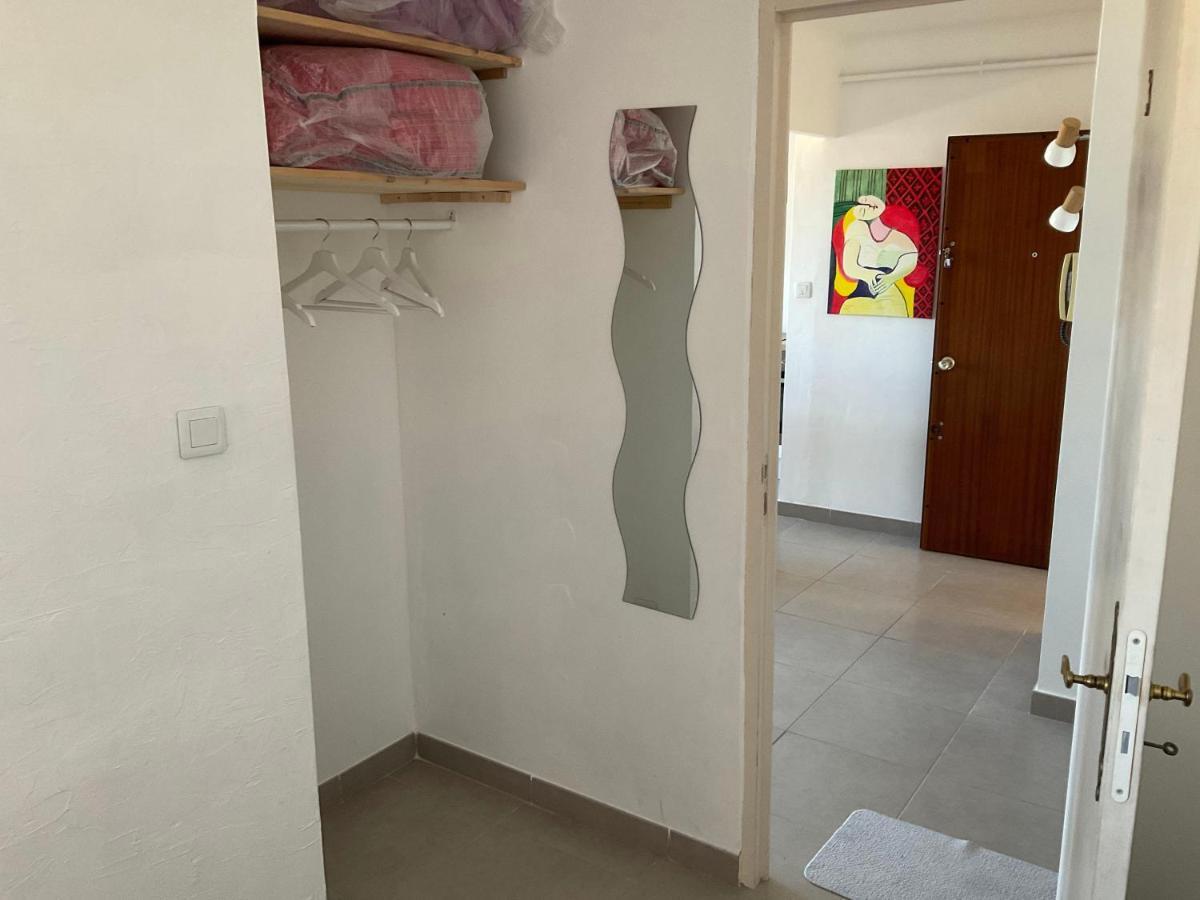 Grands Buffets Hebergement Appartement Narbonne Eksteriør bilde